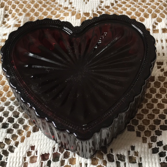 Avon | Storage & Organization | Vintage Avon Cape Cod Collection Heart ...
